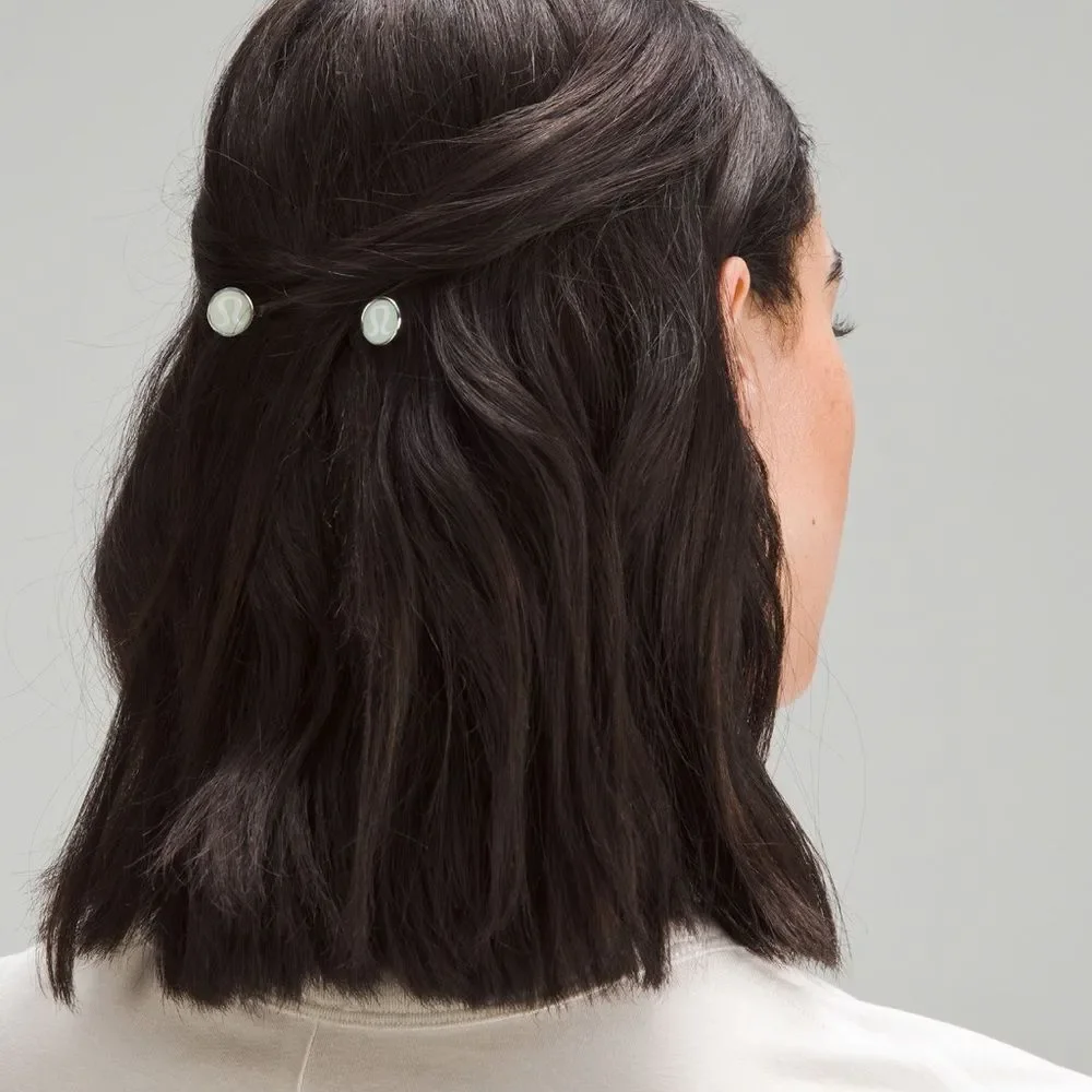 NWT New Lululemon Logo Bobby Pins 2 Pack Kohlrabi Light Green